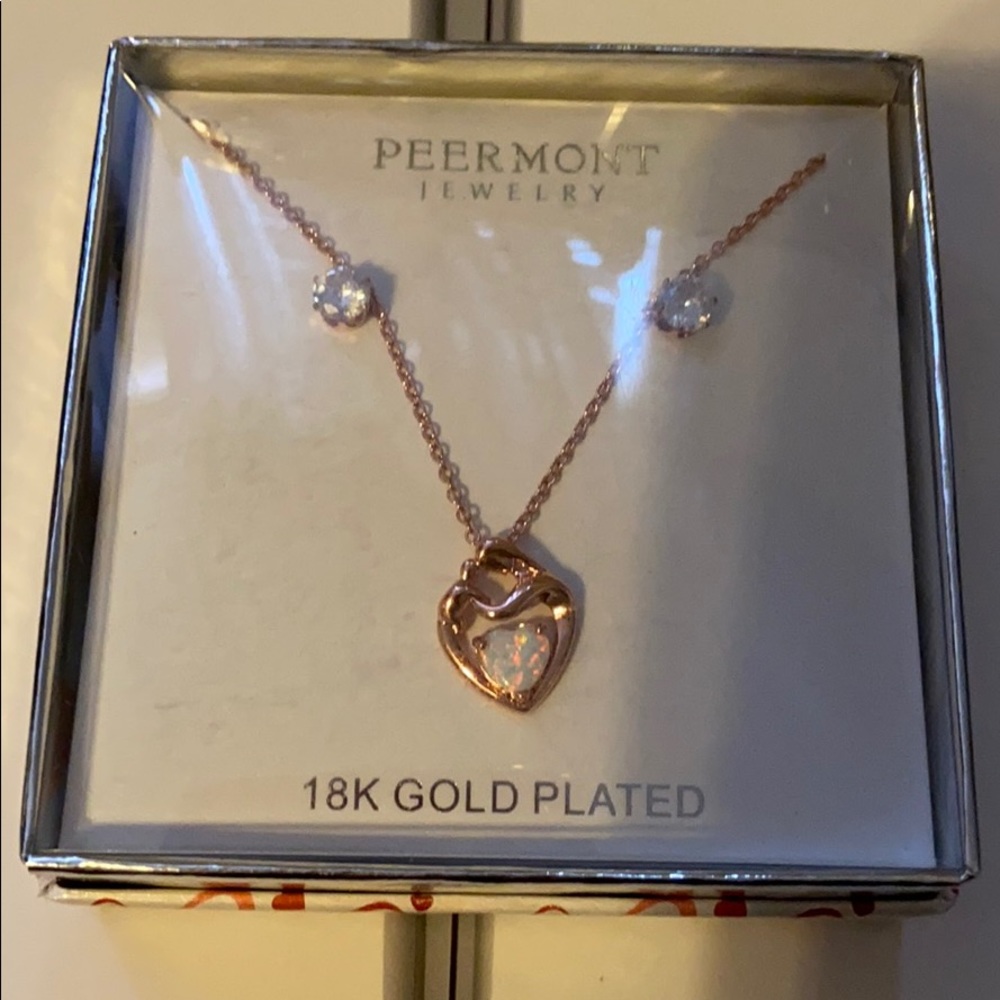 Necklace and earrings set